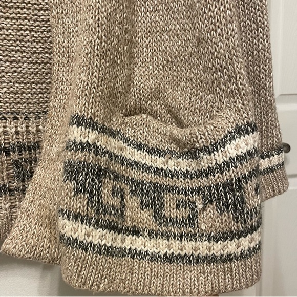 Jen’s Pirate Booty Cardigan - Picture 5 of 9